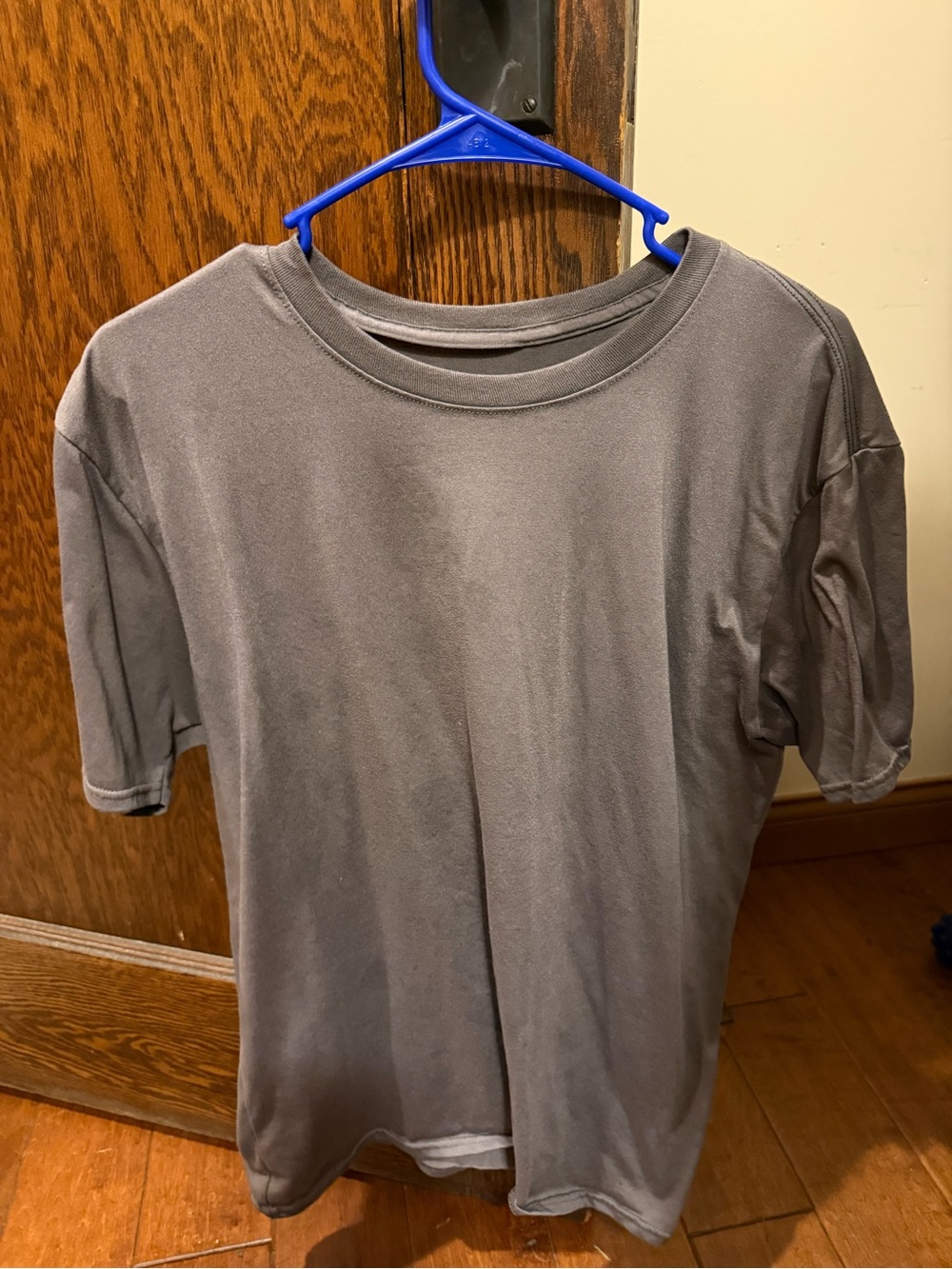 Men's Classic Crew Neck T-Shirt — Gray